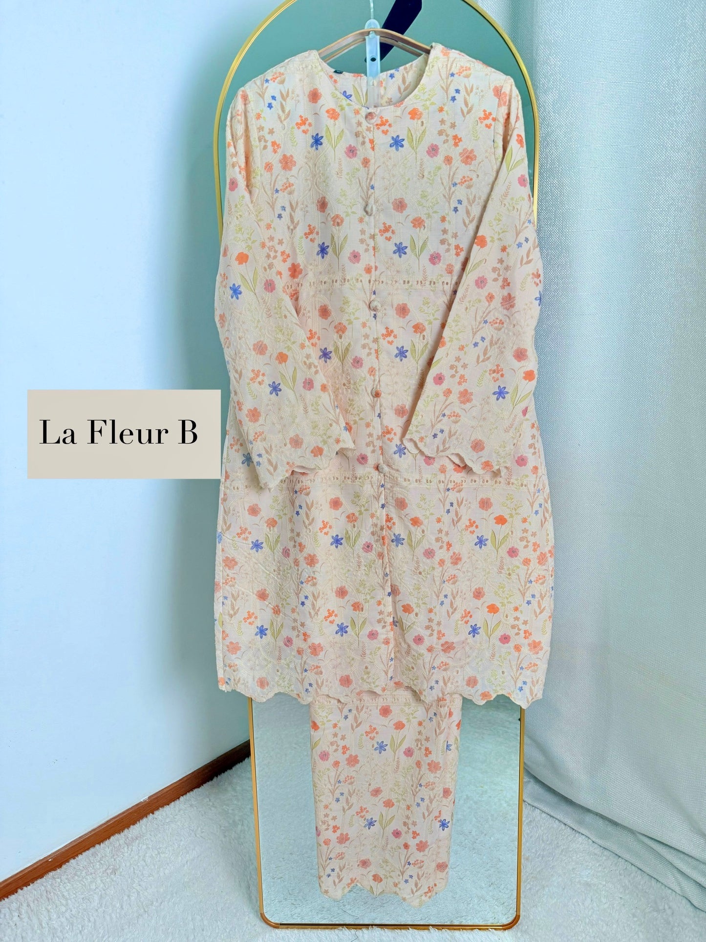 Kebaya La Fluer Cotton Embroidery Eyelet